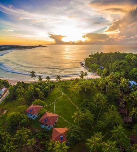 Hotel Talalla Retreat