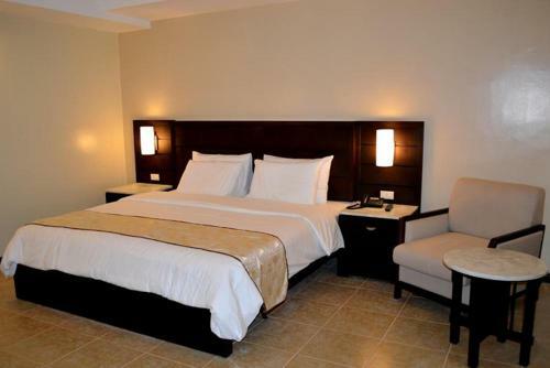 Hotel Coron Westown Resort