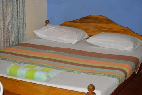 Hostal Lena's Guest House