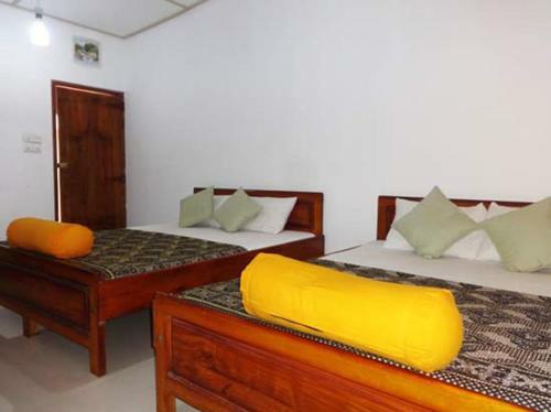 Hotel Dutch Bay Beach Cottages