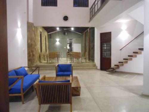 Hotel Isana Beach House