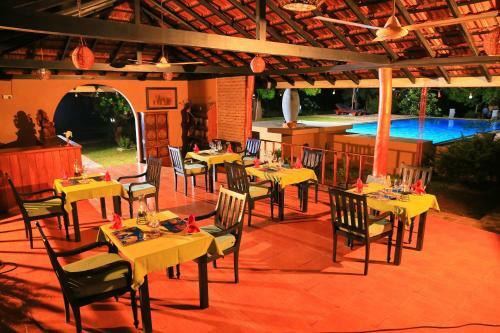 Shangri-lanka Village