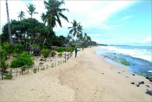 Hotel Villasiri And Leon Beach Paradise