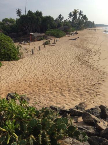 Hotel Villasiri And Leon Beach Paradise