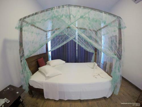 Bed & Breakfast Lake Edge Holiday Inn