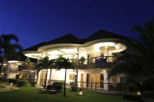 Aparthotel Vida Homes Condo Resort