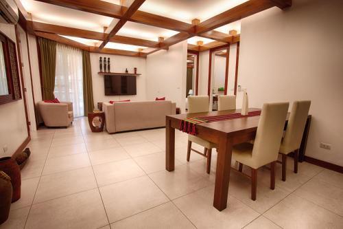 Aparthotel Vida Homes Condo Resort