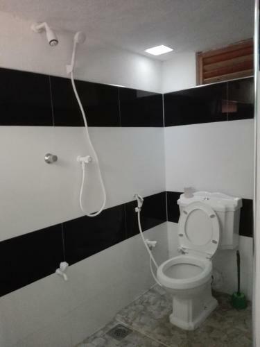Ananda Home Stay And Restaurant