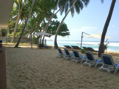Sayura Beach Hotel