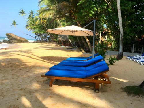 Sayura Beach Hotel