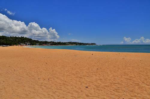 Hotel Thaproban Beach House