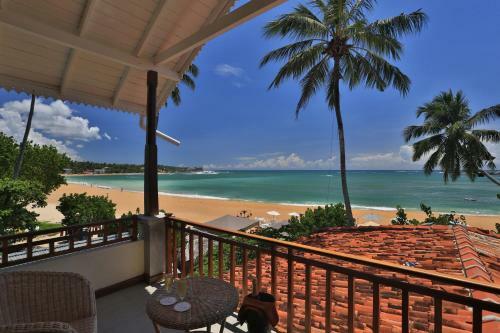 Hotel Thaproban Beach House