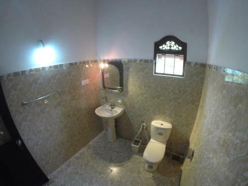 Hostal Tiny Royal Palace