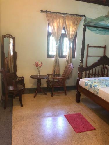 Hostal Tiny Royal Palace