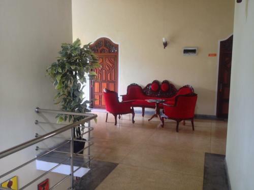 Hostal Tiny Royal Palace
