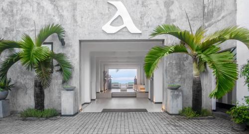 Hotel Cantaloupe Aqua