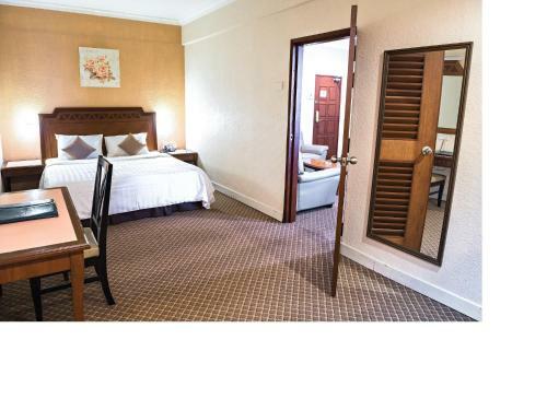 Sentosa Regency Hotel