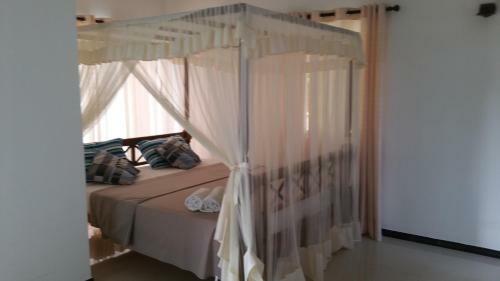 Coral Palm Villa And Apartment