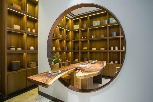 Tea Boutique Hotel West Lake