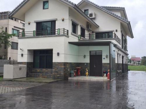 Reverside Villa