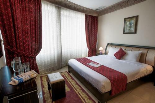 Sara Palace Apartments- Family Only