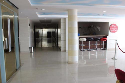 Al Amoria Furnished Apartments 4