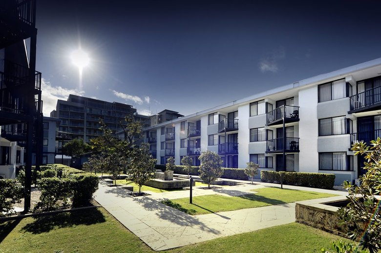 Hotel Waterside Apartments (1 Bdrm)