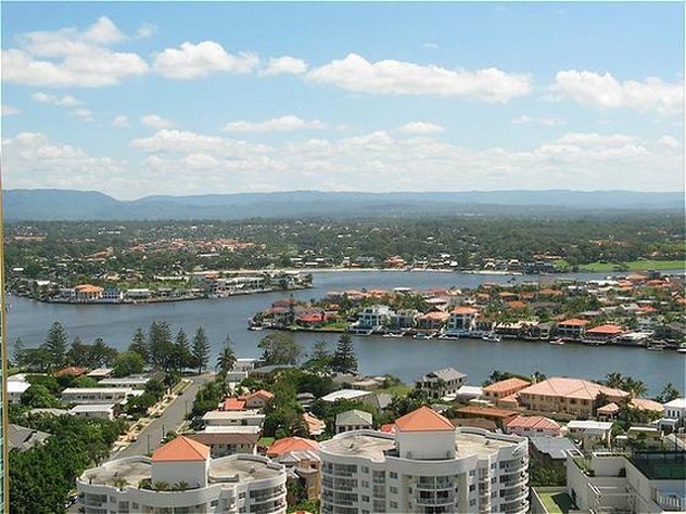 Hotel Hi-surf Beachfront Resort Apartments