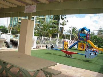 Hotel Hi-surf Beachfront Resort Apartments