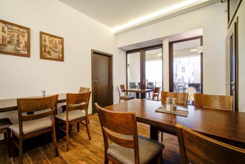 Hostal Penzion Kr�lovsk� Cesta