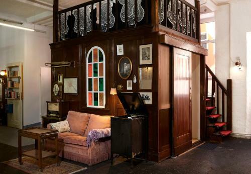 Hotel H�ttenpalast