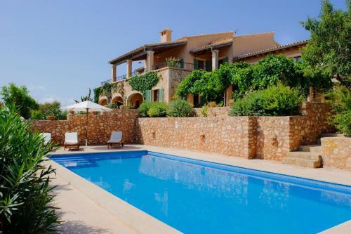 Villa Penya Redona