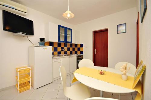 Apartments Dubrav?i?