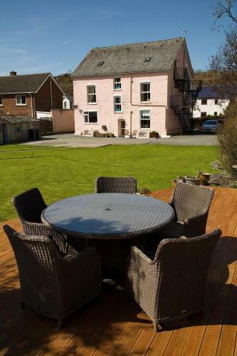 Hostal Maenllwyd Guest House