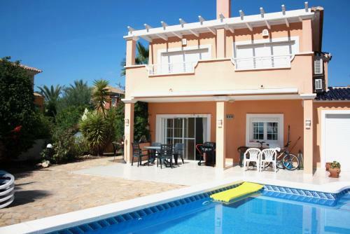 Villa Jacaranda