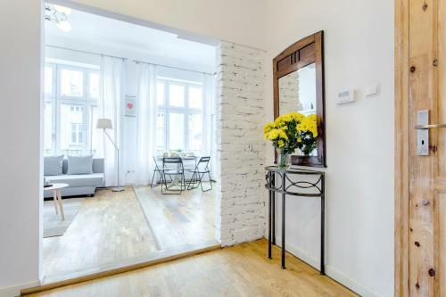 Tyzenhauz Apartments Old Town East