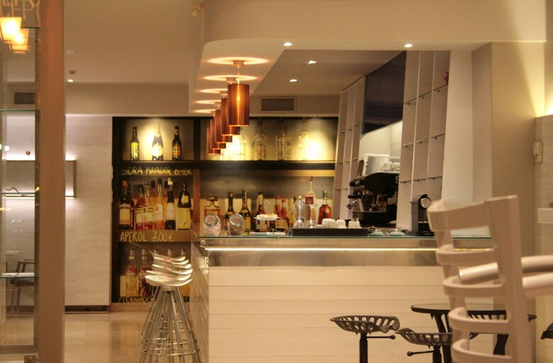 San Carlos Delicatessen Hotel