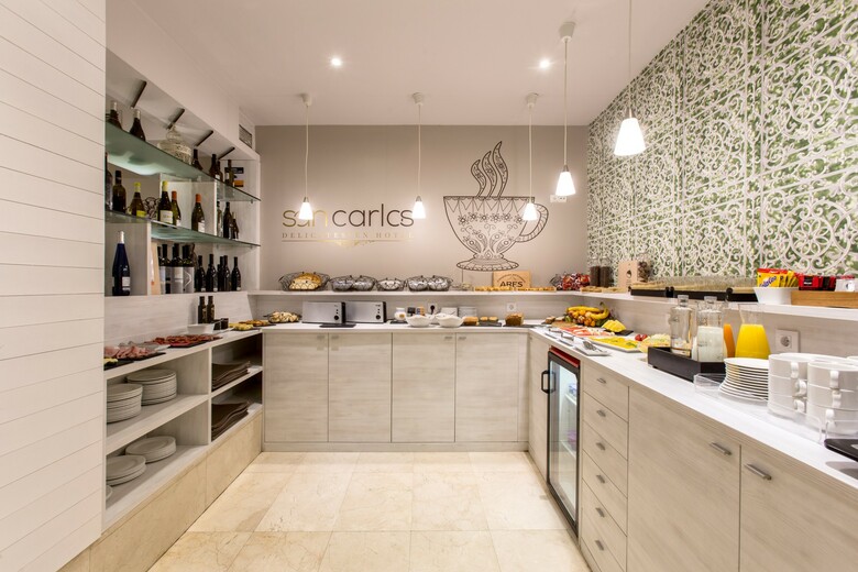 San Carlos Delicatessen Hotel
