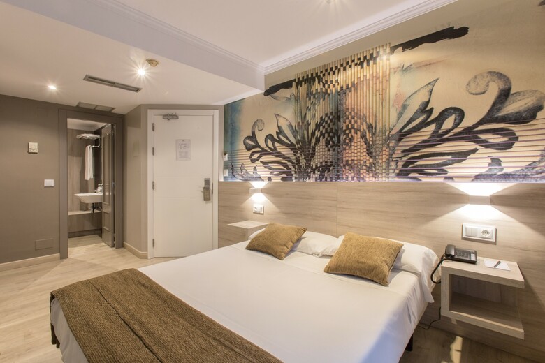 San Carlos Delicatessen Hotel