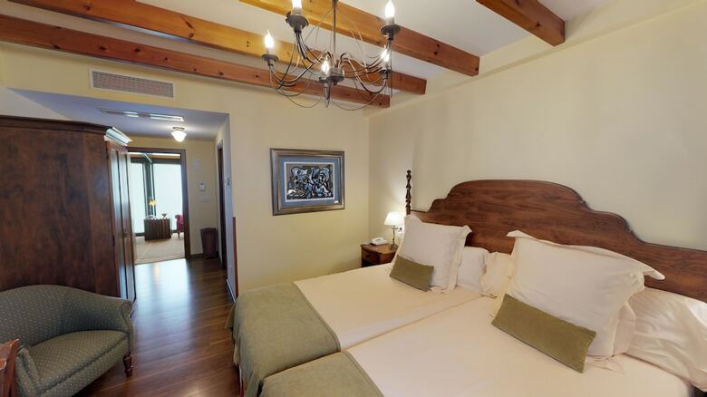 Hotel Virxe Da Cerca