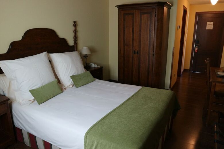 Hotel Virxe Da Cerca
