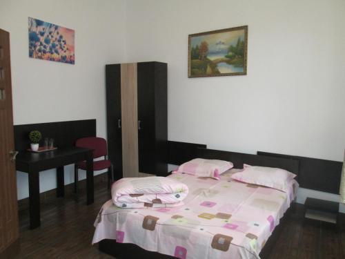 Joe Hostel