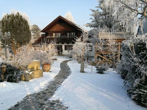 Apartment Haus Merlin Am B�ckelsberg