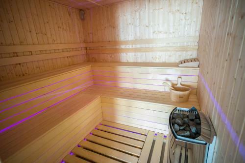 Hostal Pensiunea Royal Spa