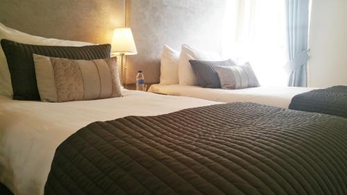 Swan Hotel