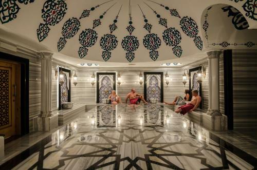 Lumos Deluxe Resort Hotel & Spa