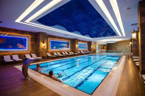 Lumos Deluxe Resort Hotel & Spa