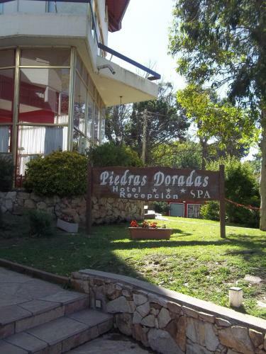 Hotel Piedras Doradas