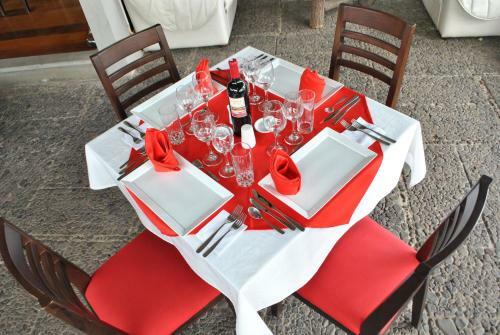 Hotel Hoster�a Rosa Blanca
