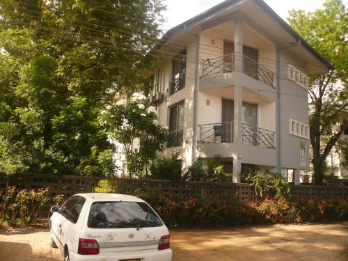 Boom Apartments